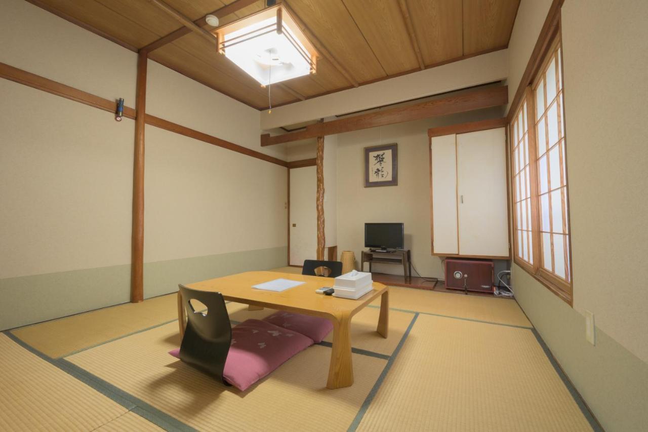 Shibu Onsen Kadoya Otel Yamanouchi  Dış mekan fotoğraf